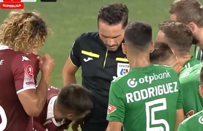 Campionat nou, obiceiuri vechi » Gol valabil anulat cu VAR în Rapid - Sepsi: „Nu influențează faza! Decizie greșită”