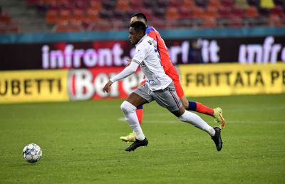 „E excepțional” » Face lobby pentru jucătorul dorit de FCSB: „Dacă are mingea și în fața are doi fundași, eu mă așez pe bancă pentru că știu că se schimbă tabela”