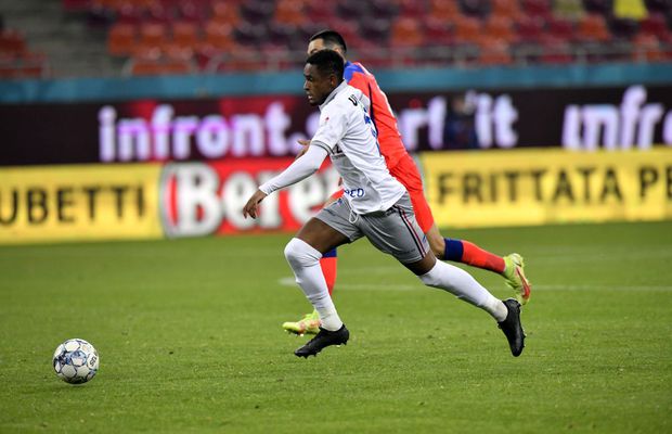 „E excepțional” » Face lobby pentru jucătorul dorit de FCSB: „Dacă are mingea și în fața are doi fundași, eu mă așez pe bancă pentru că știu că se schimbă tabela”