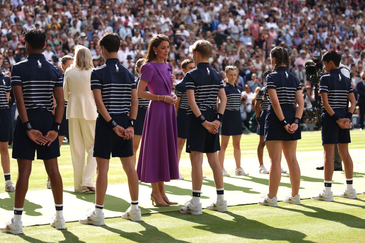 În plină luptă împotriva cancerului, prințesa Kate Middleton i-a înmânat lui Carlos Alcaraz trofeul de campion la Wimbledon