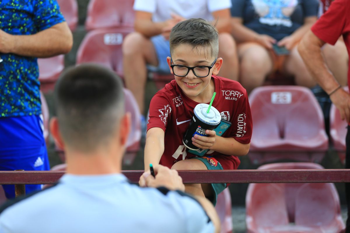 CFR Cluj - Dinamo, înainte de meci