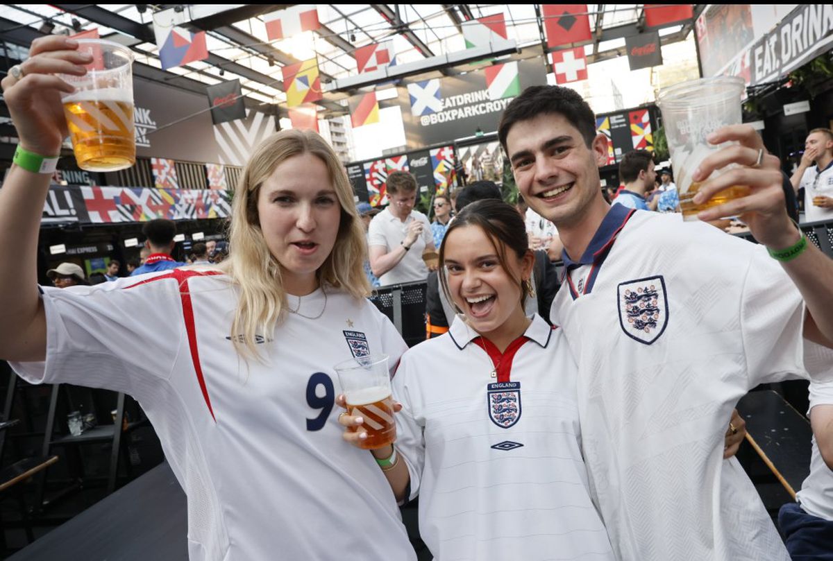 Incredibil tun financiar dat de comercianți pe perioada Euro 2024! 150 de milioane de euro e rețeta financiară doar la consumul de bere și vin în ziua marii finale!