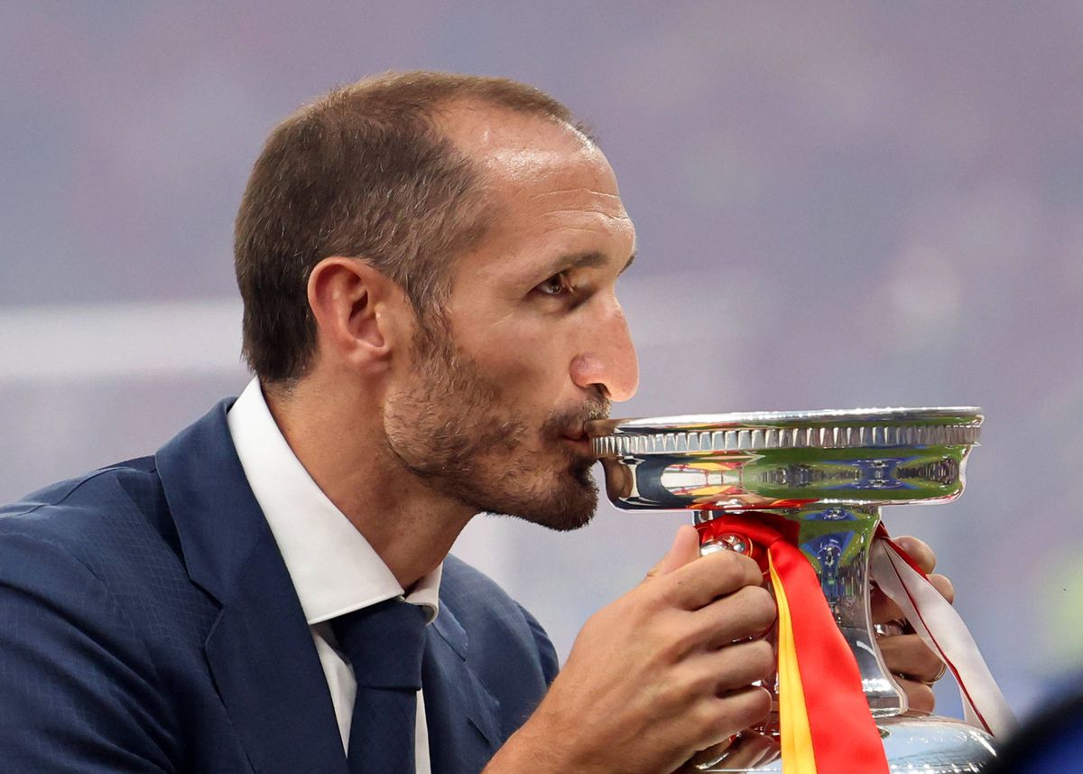 Giorgio Chiellini a sărutat trofeul înainte de finala Euro 2024