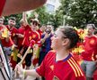 Spectacol pe străzile Berlinului înainte de Spania - Anglia