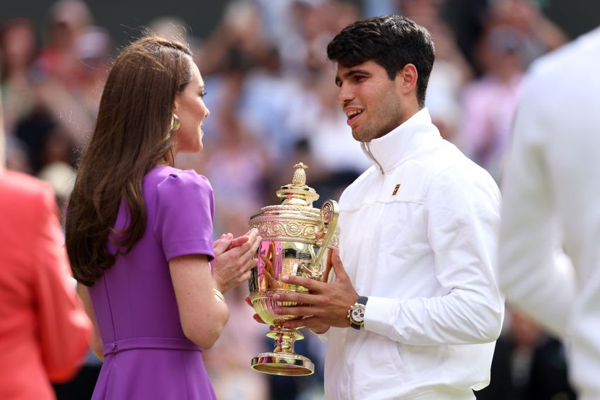 Carlos Alcaraz (21 de ani, 3 ATP) l-a învins pe Novak Djokovic (37 de ani, 2 ATP), scor 6-2, 6-2, 7-6(4) în finala Wimbledon 2024. Ibericul e pregătit pentru finala Euro 2024.