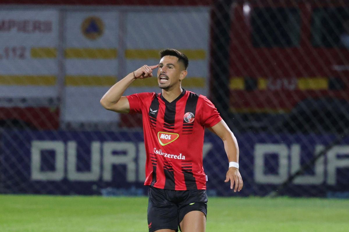 Nebunie TOTALĂ în Csikszereda - Dinamo: patru goluri, nocturnă căzută și multă tensiune