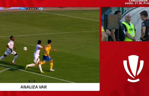Două decizii controversate în prima etapă de Superliga » Arbitrul a fost chemat la VAR, dar a ignorat recomandarea