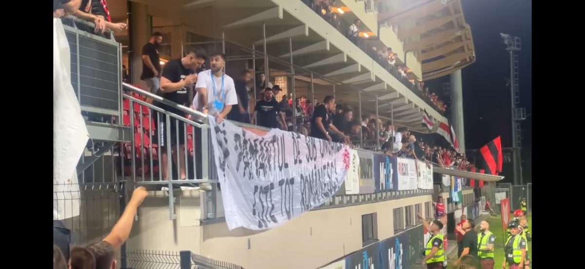 CS Dinamo se delimitează printr-o postare curioasă de... Dinamo » Vicepremierul UDMR distribuie și exultă: „Respect!”