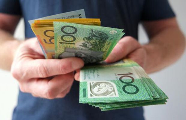 Cum poți obține un credit cu istoric negativ? Care sunt avantajele sale?