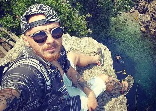 La loc comanda! Fotbalistul român și-a anunțat retragerea acum trei săptămâni, dar acum semnează în Liga 3
