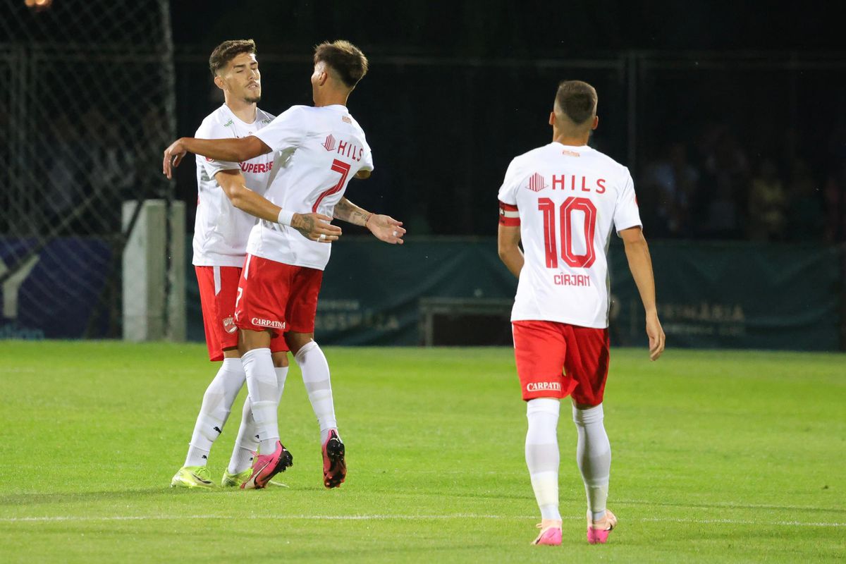 Nebunie TOTALĂ în Csikszereda - Dinamo: patru goluri, nocturnă căzută și multă tensiune