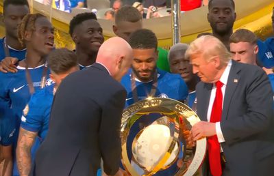 Asta-i ultima! Trofeul original al Campionatului Mondial al Cluburilor a rămas la Donald Trump, Chelsea a primit doar o replică
