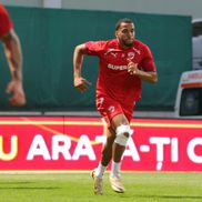 Maxime Sivis înainte de Csikszereda - Dinamo / Foto: Ionuț Iordache GSP