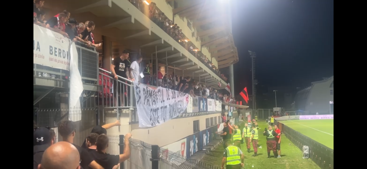 Peluza Sud Dinamo despre evenimentele de la Miercurea Ciuc: „Alianță anti-românească, complet lipsită de umanitate”