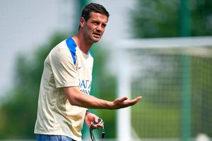 Cristi Chivu l-a convins deja să prelungească cu Inter » Gestul prin care l-a surprins antrenorul nerazzurrilor!