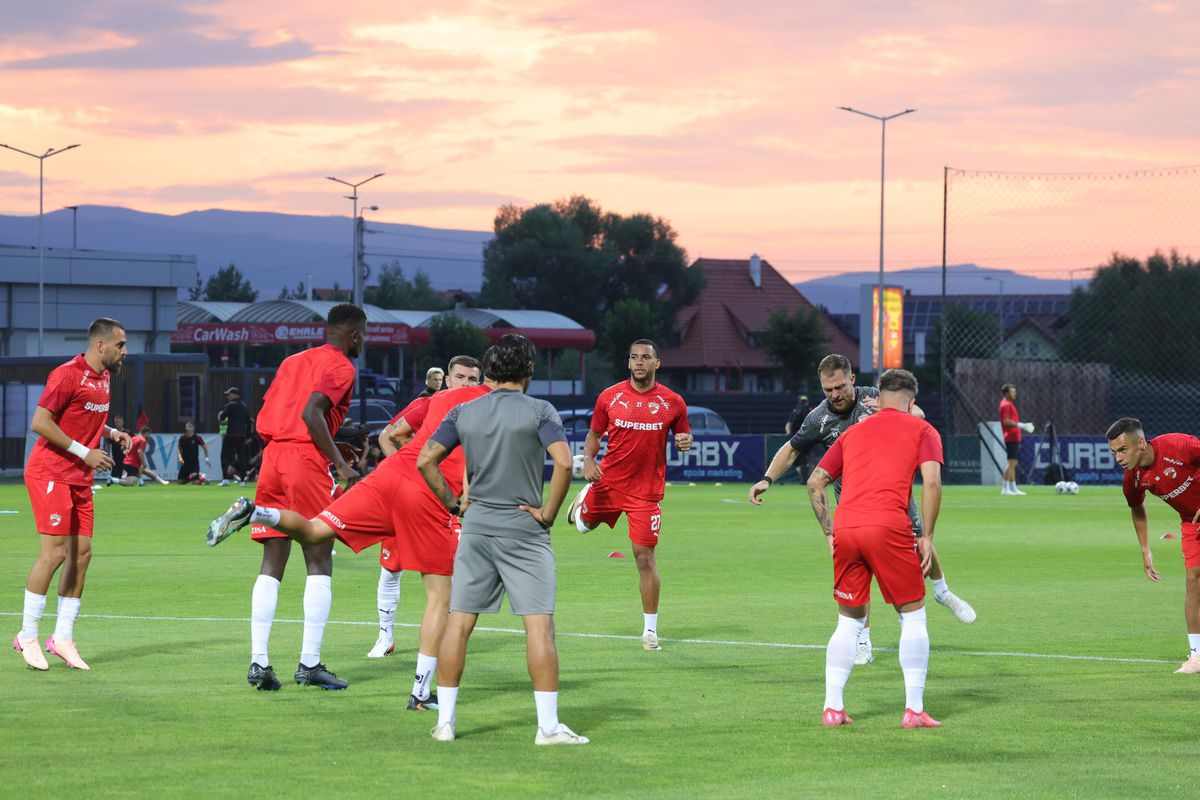 Imagini înainte de Csikszereda - Dinamo (2) / Foto: Ionuț Iordache GSP