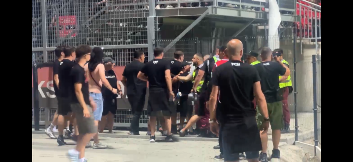 Scandal imens la meciul Csikszereda - Dinamo, de la Miercurea Ciuc