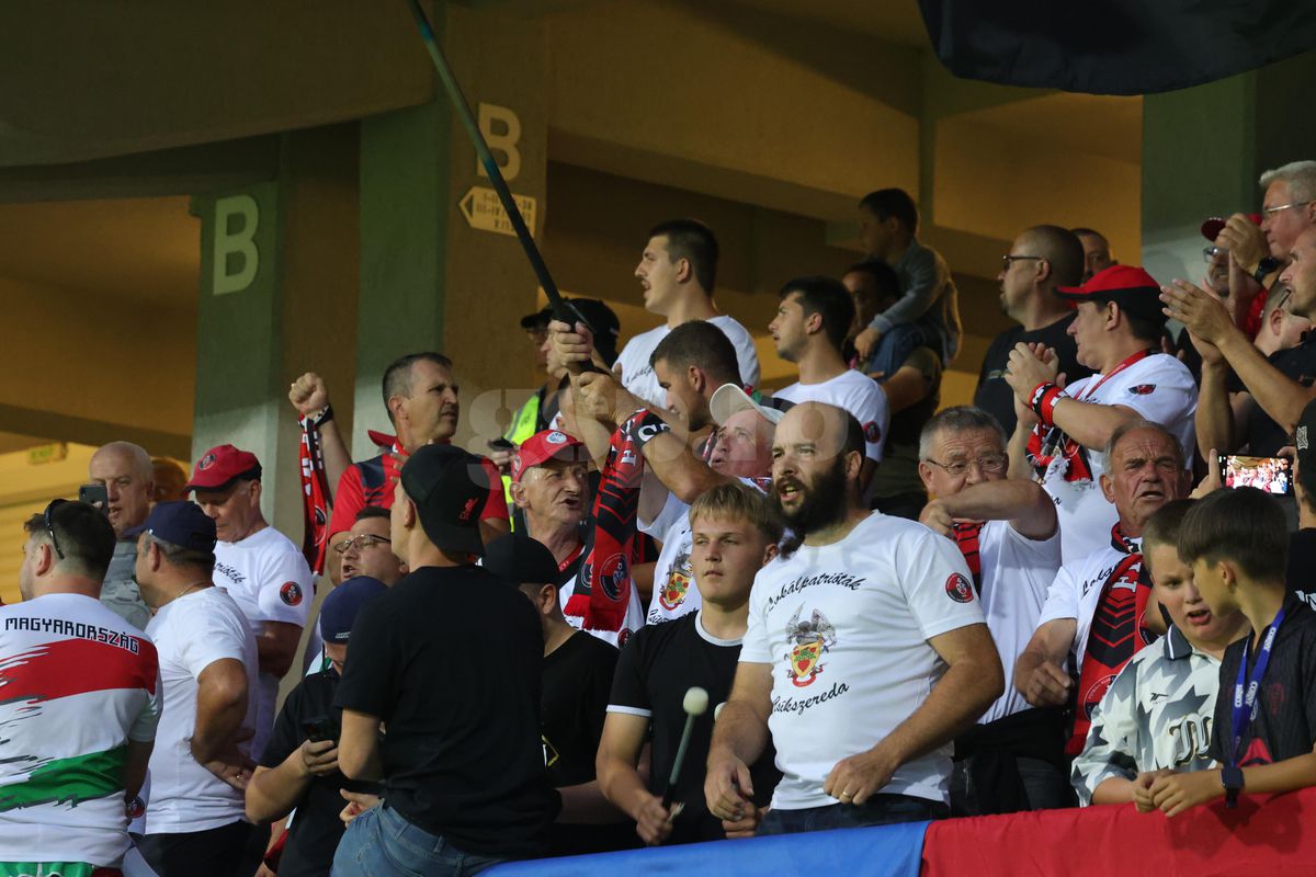 Harta Ungariei Mari la Csikszereda - Dinamo » Ce s-a auzit în tribune la Miercurea Ciuc și scenografia pregătită