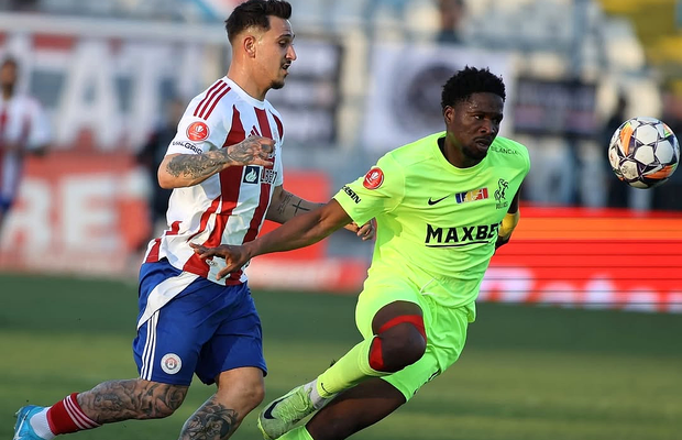 Pierdere importantă pentru clubul din Liga 2! Jucătorul despre care s-a spus că e monitorizat de Feyenoord, Dinamo și Rapid s-a accidentat grav