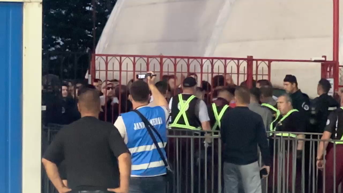 Scandal imens la meciul Csikszereda - Dinamo, de la Miercurea Ciuc