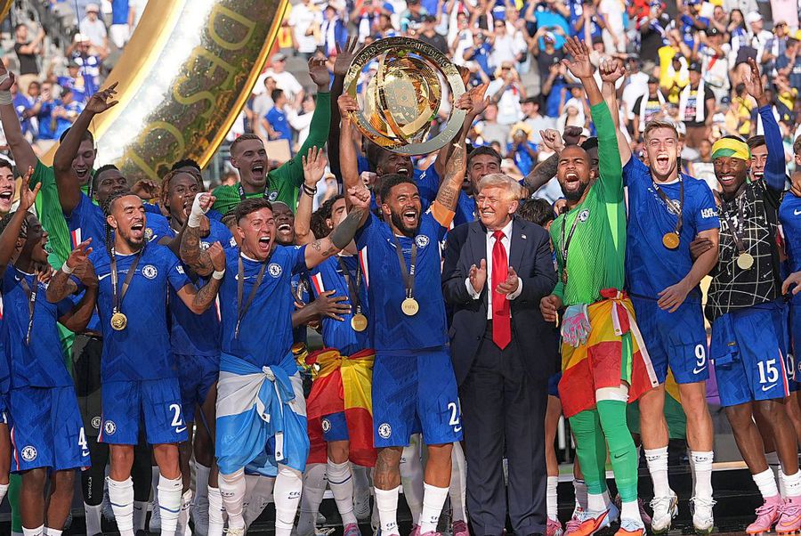 Cine a fost MVP-ul finalei? Cole sau Donald?