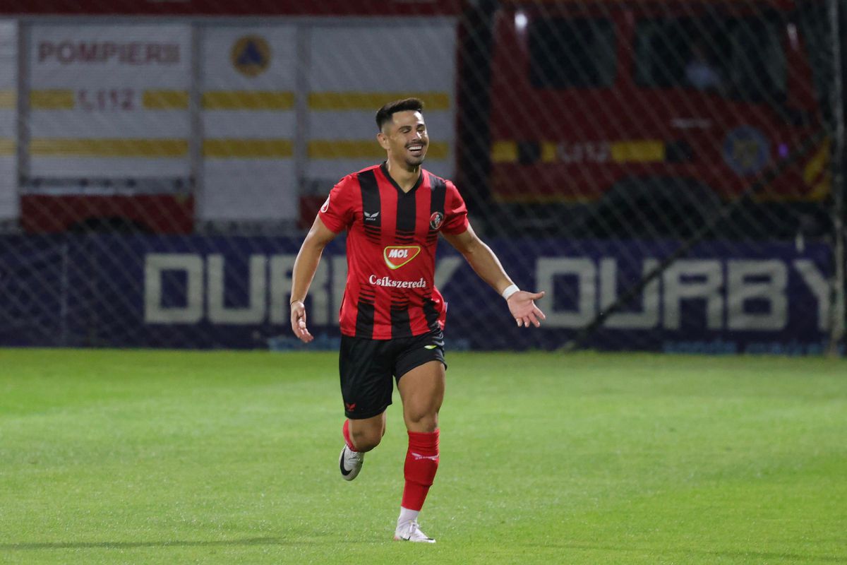 Nebunie TOTALĂ în Csikszereda - Dinamo: patru goluri, nocturnă căzută și multă tensiune