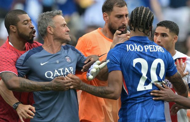 Luis Enrique riscă o suspendare XL! » Verdictul unui fost arbitru după ce antrenorul lui PSG a lovit un adversar