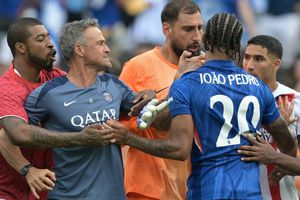 Luis Enrique riscă o suspendare XL! » Verdictul unui fost arbitru după ce antrenorul lui PSG a lovit un adversar