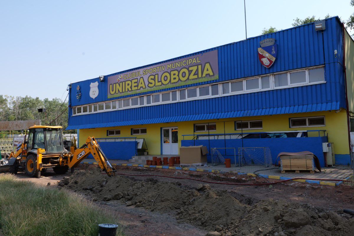 A început modernizarea stadionului „1 mai” din Slobozia