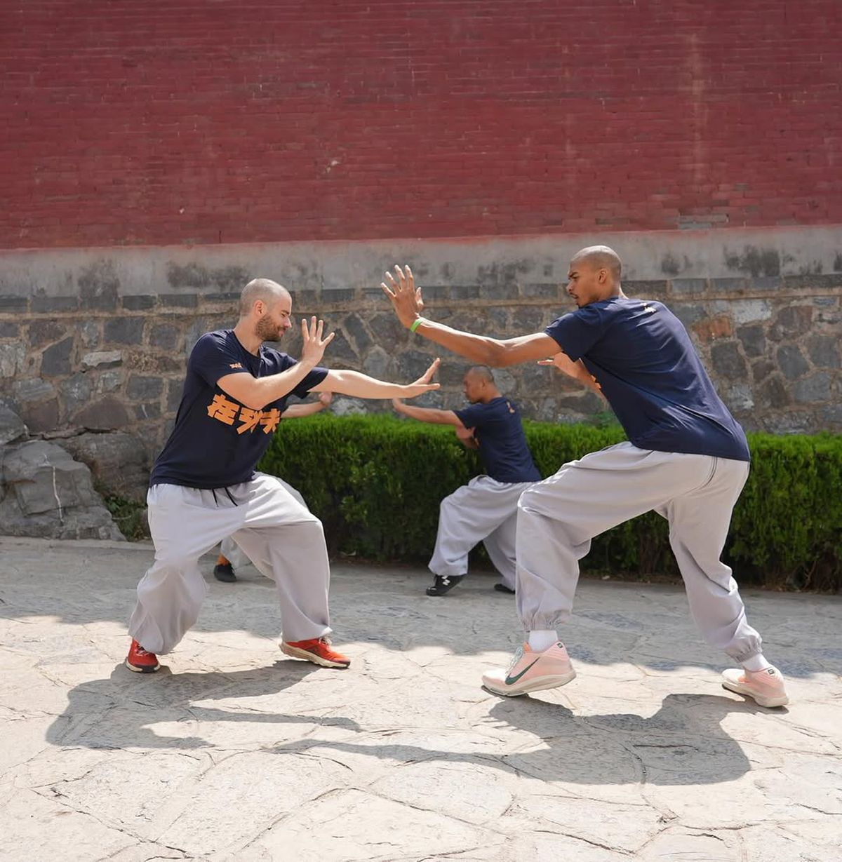 Victor Wembanyama, superstarul NBA, a devenit călugăr războinic la un templu Shaolin din China