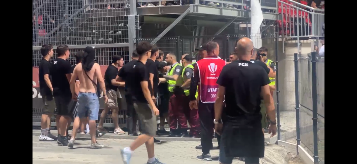 Scandal imens la meciul Csikszereda - Dinamo, de la Miercurea Ciuc