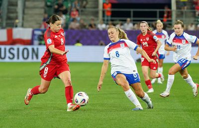 S-a încheiat faza grupelor la Campionatul European de fotbal feminin » Programul din sferturi