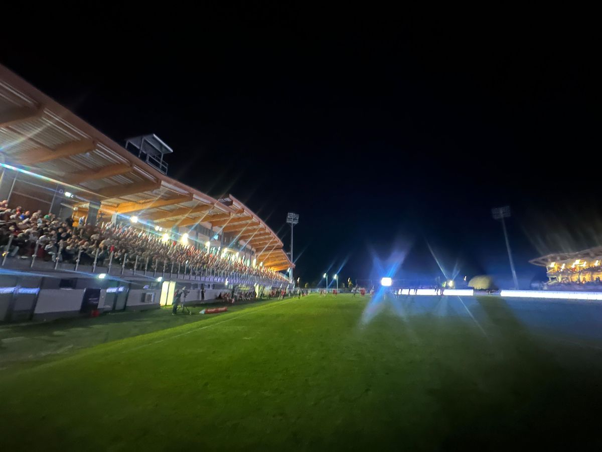 Presa din Ungaria, reacție-fulger după Csikszereda - Dinamo: „Echipa fanion a Ținutului Secuiesc”