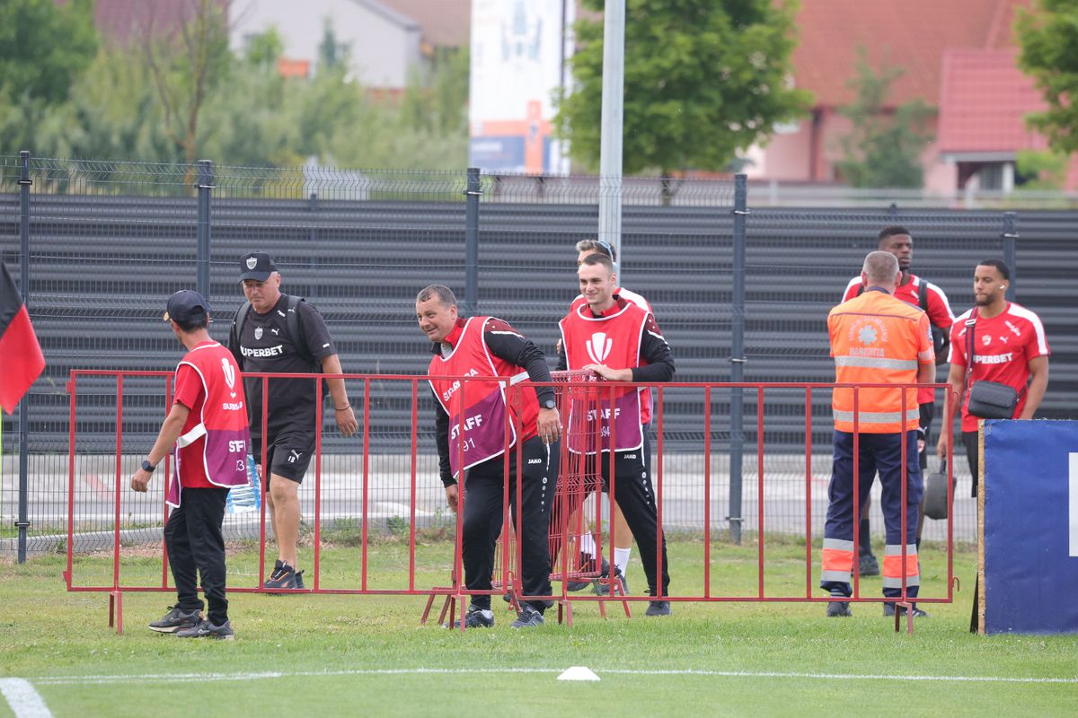 Imagini înainte de Csikszereda - Dinamo / Foto: Ionuț Iordache GSP