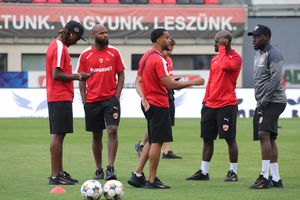 Cât de greu e să joci fotbal în Ramadan? Titularul lui Dinamo explică