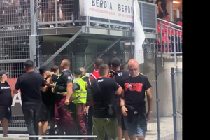 Acuzații grave după Csikszereda - Dinamo » Ce s-ar fi întâmplat înainte de meci: „Au dat cu gaze și pe copii”