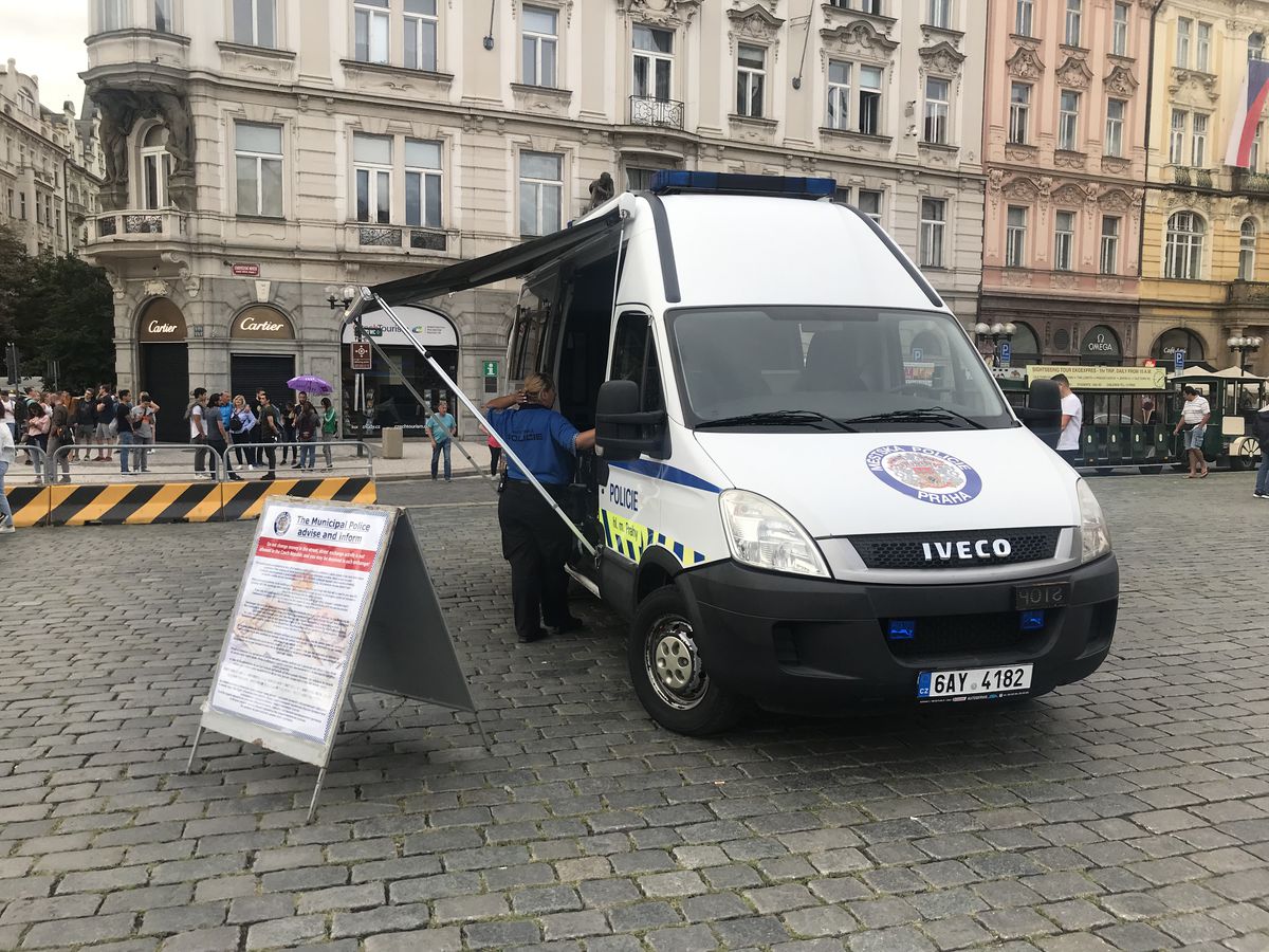 MLADA BOLESLAV - FCSB // VIDEO+FOTO Cehii au interzis artificiile de Revelion, nu se mai bea bere pe stradă după ora 22:00 + fulgerul care a îngrozit pe toată lumea