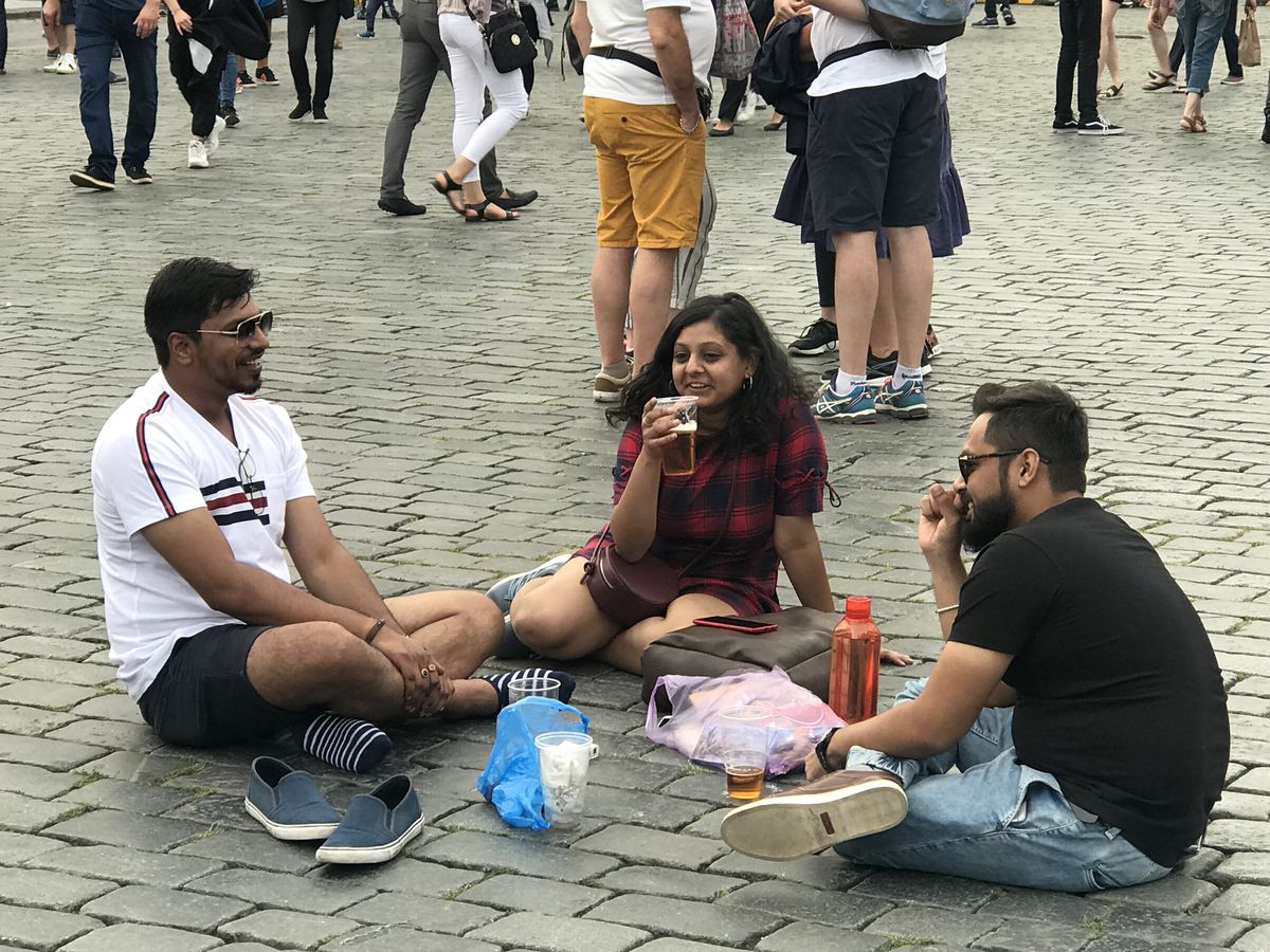 MLADA BOLESLAV - FCSB // VIDEO+FOTO Cehii au interzis artificiile de Revelion, nu se mai bea bere pe stradă după ora 22:00 + fulgerul care a îngrozit pe toată lumea