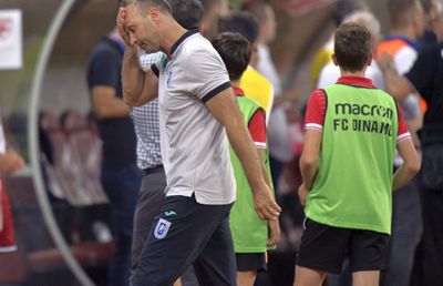 AEK ATENA - CSU CRAIOVA // Corneliu Papură, demis dacă pierde cu AEK? Patronul Mihai Rotaru se gândește să-l aducă pe Eugen Neagoe