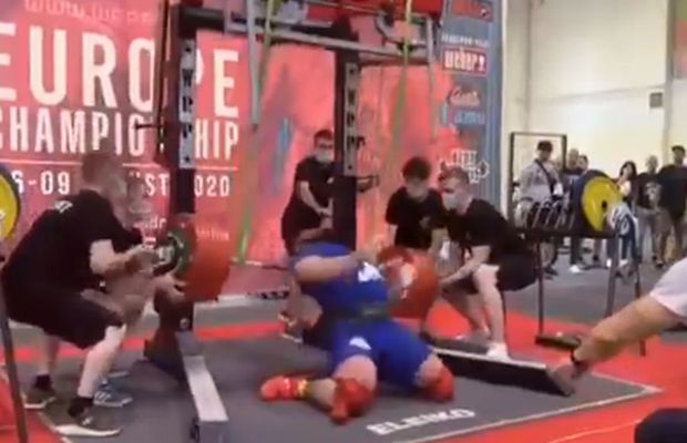 VIDEO Imagini șocante! Și-a rupt genunchii ridicând 400 de kilograme: „Tendoanele au sărit de la locul lor!”