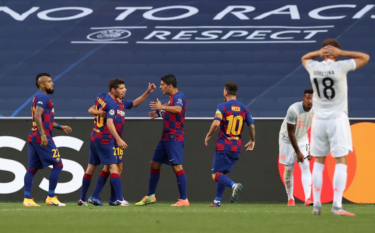 BARCELONA - BAYERN 2-8. Gluma zilei în Liga 1 » Ce echipă l-a ofertat pe Pique în direct: „Te așteptăm la noi!” 