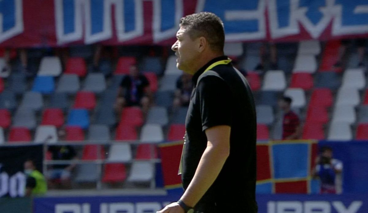 Faza anului în Liga 2 » Portarul a marcat de la 70 de metri împotriva Stelei! Motivul pentru care golul de senzație a fost anulat