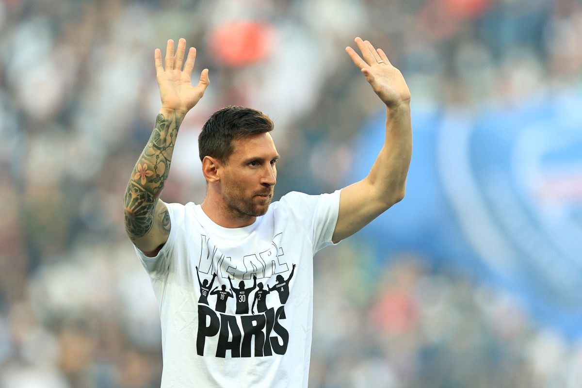 Victorie cu emoții, după prezentarea vedetelor » Fanii Parisului, primire electrizantă pentru Ramos și Messi! Mbappe, huiduit