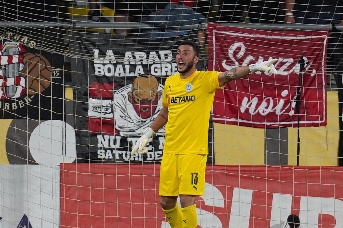 Rotaru nu a acceptat oferta, iar transferul a picat! Câți bani ar fi încasat Craiova