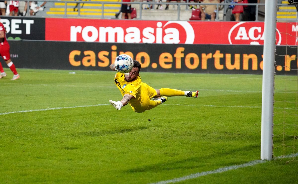 N-a mai suportat! Discurs-manifest după UTA - CSU Craiova: „Am dinții făcuți praf! Incredibil ce mi-a spus arbitrul”