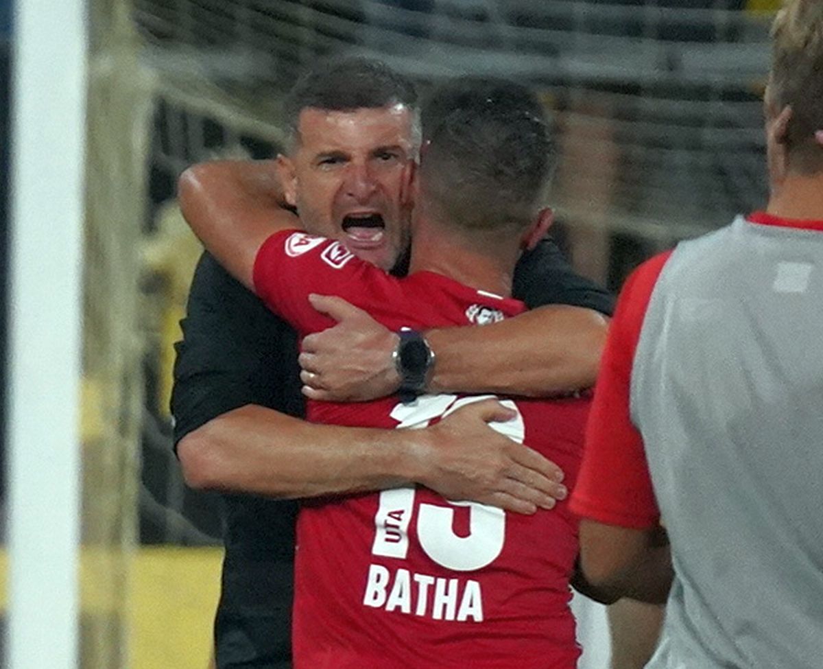 N-a mai suportat! Discurs-manifest după UTA - CSU Craiova: „Am dinții făcuți praf! Incredibil ce mi-a spus arbitrul”