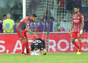 Ionuț Radu, în genunchi după gafa decisivă din minutul 90+5 al meciului Fiorentina - Cremonese! Nimeni nu l-a putut consola