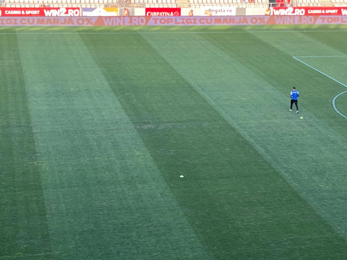 Ovidiu Burcă jubilează după prima victorie și are un mesaj pentru fotbalistul schimbat la pauză: „Tricoul lui Dinamo e greu!”