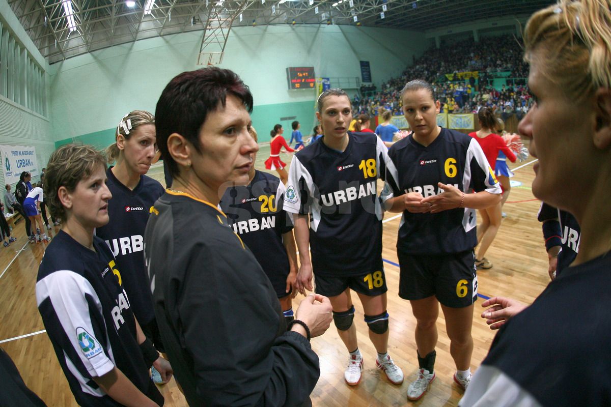 Mariana Târcă s-a întors în handbal, la 4 ani de la scandalul de dopaj de la Corona: „Suntem niște hiene care abia așteaptă să facă tot posibilul să-i fie rău celuilalt”