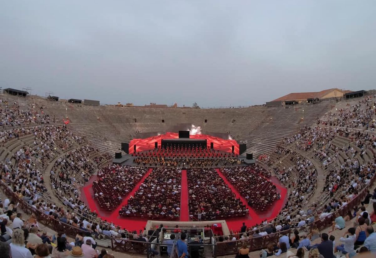 Imagini senzaționale! România joacă într-un decor idilic la Campionatul European de volei feminin » Arenă construită acum 2.000 de ani